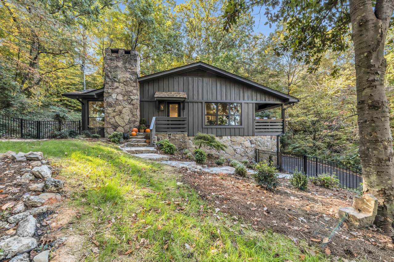 3752 Kings Rd - Photo 1