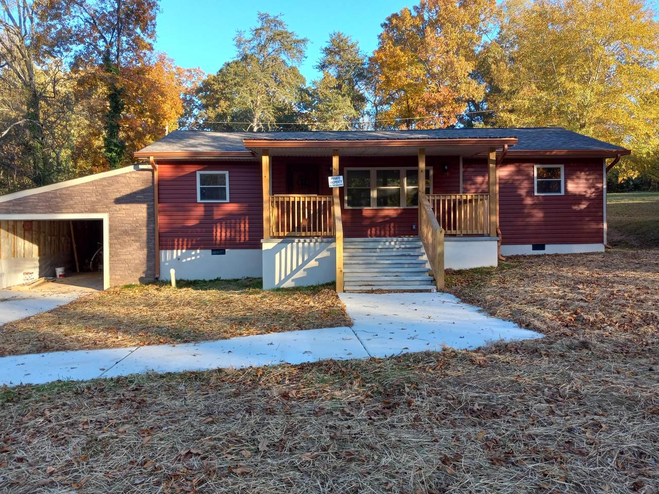 1718 Cambridge Dr - Photo 1
