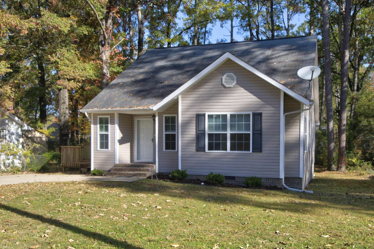 4705 Montview Dr - Photo 1