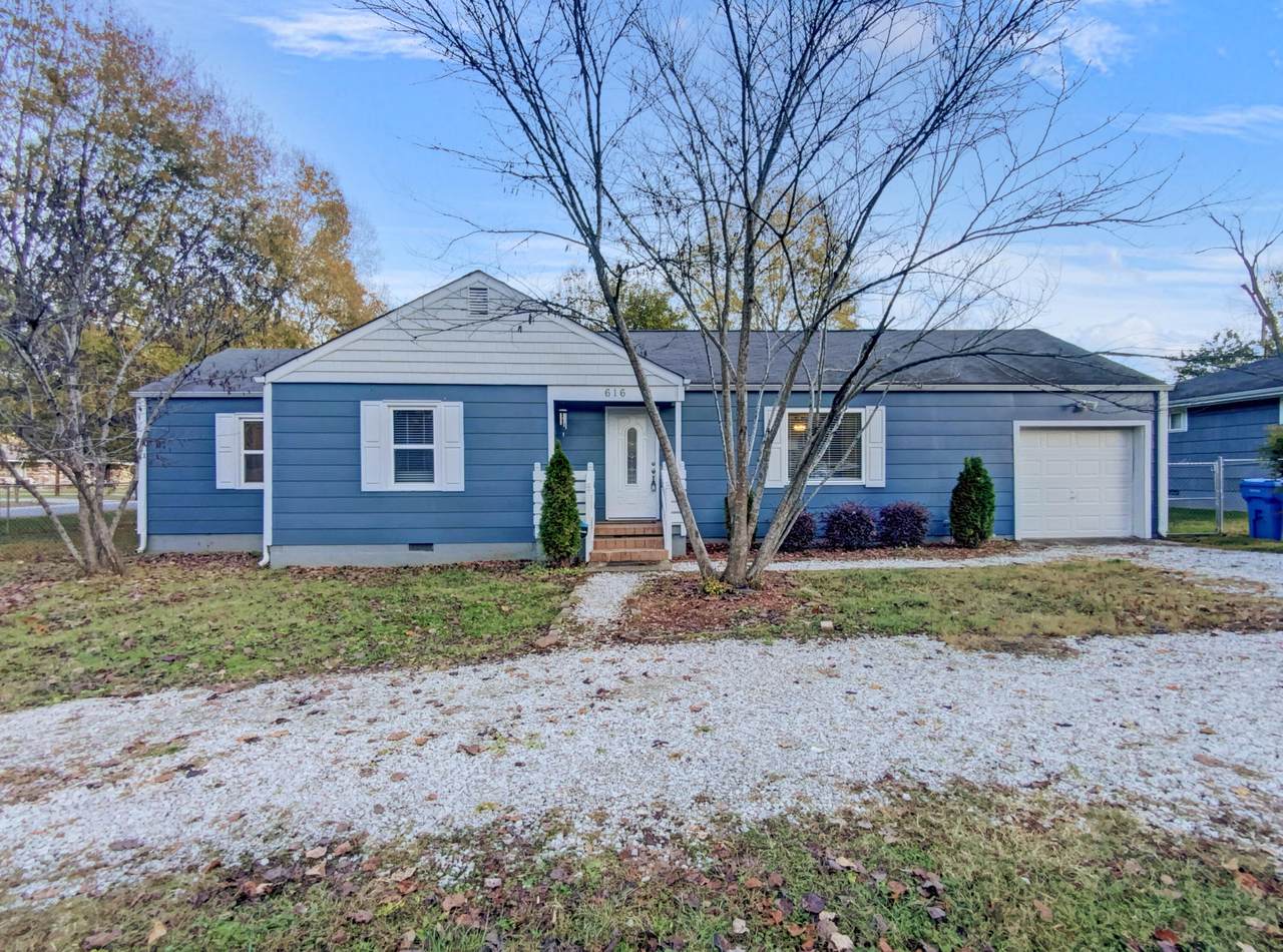 616 Parkdale Ave - Photo 1
