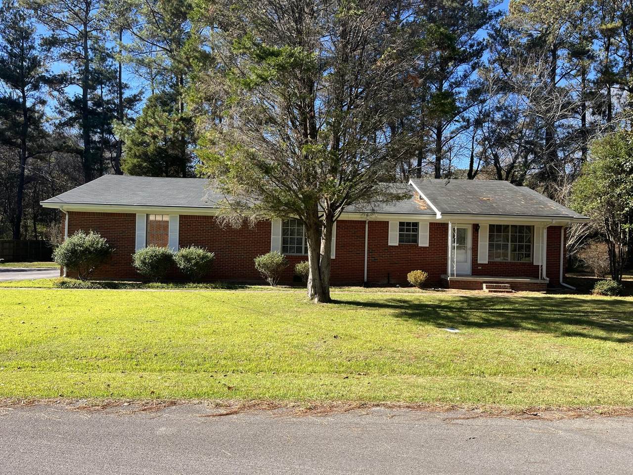 803 W Azalea Dr - Photo 1