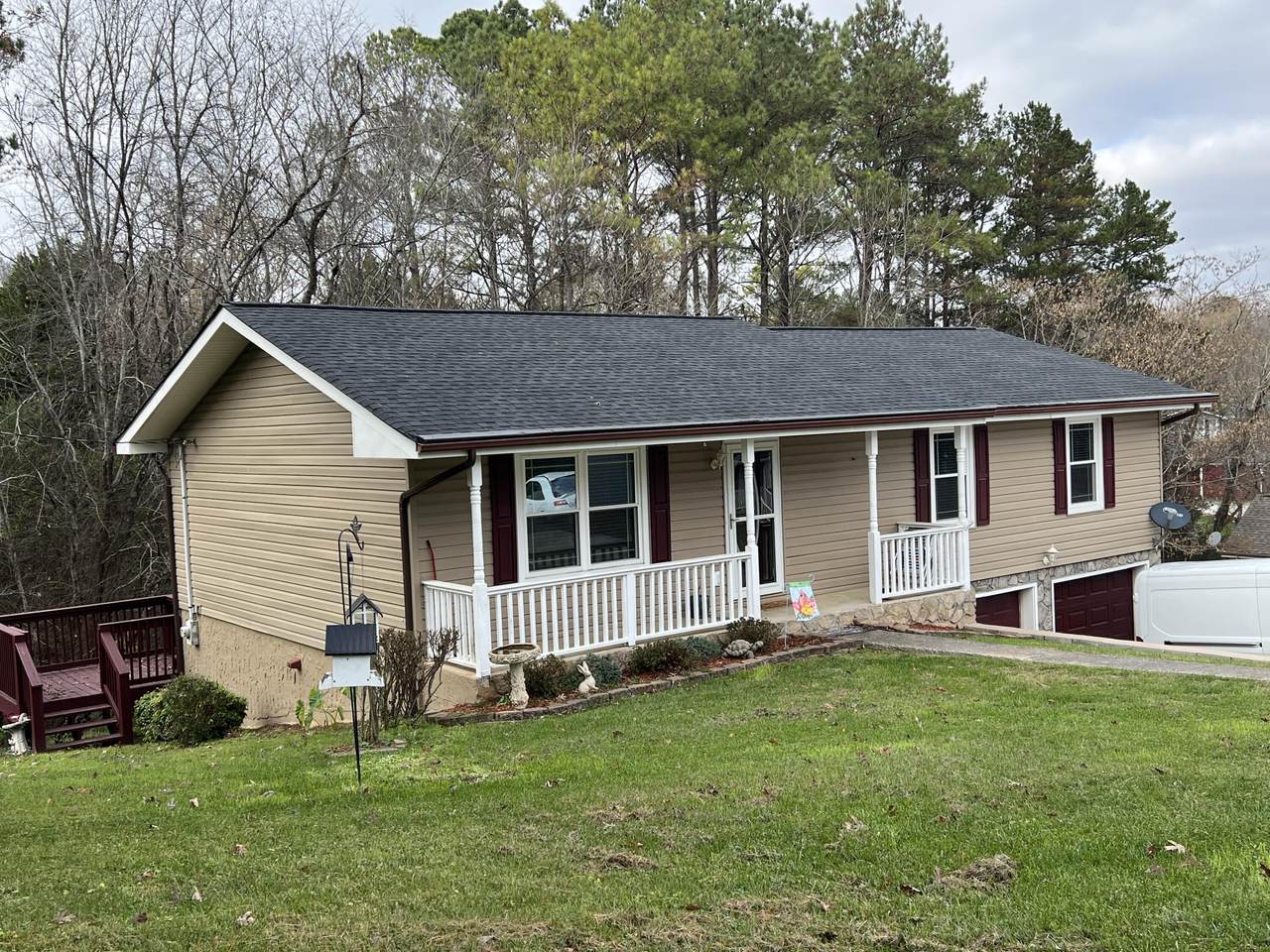 101 Crest Cir - Photo 1