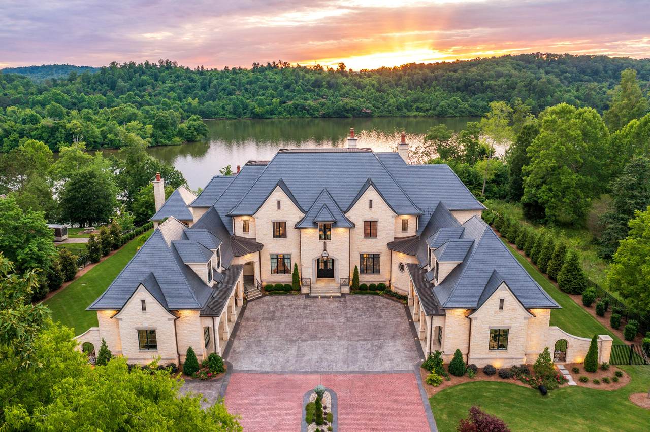 https://bt-photos.global.ssl.fastly.net/chattanooga/1280_boomver_1_1366794-2.jpg