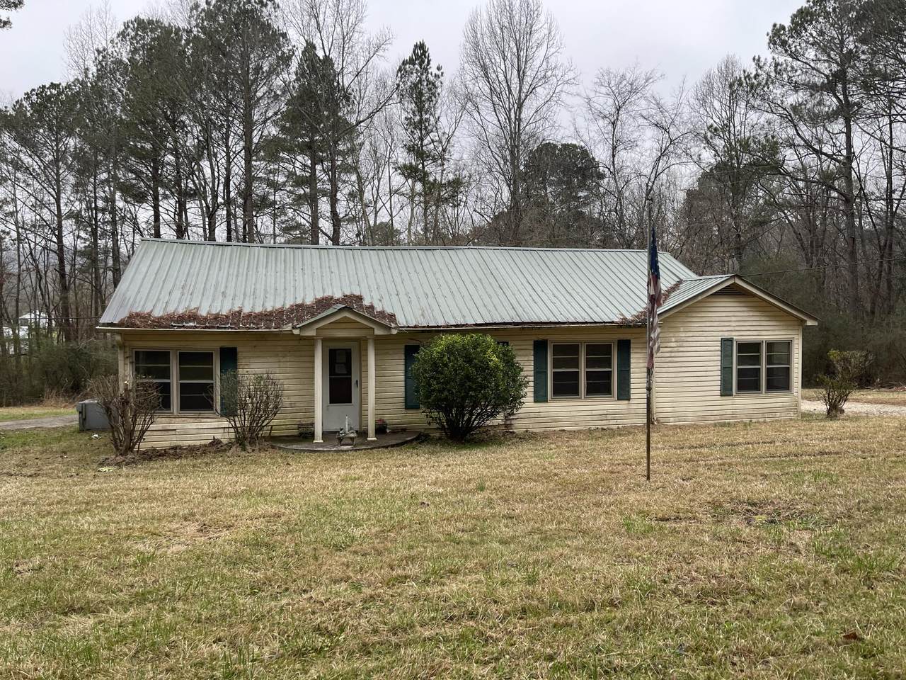 610 Martin St - Photo 1
