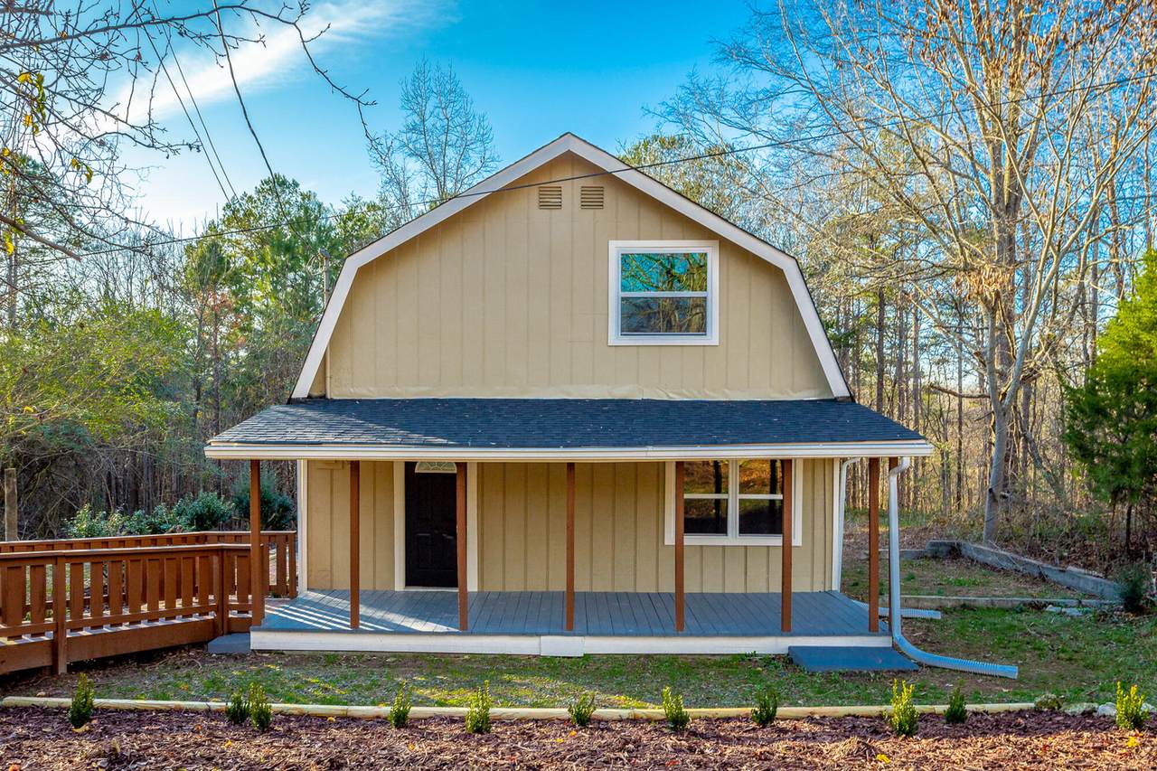 620 Davis Ln - Photo 1