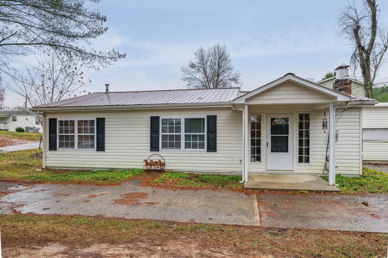 142 Sun Dr - Photo 1