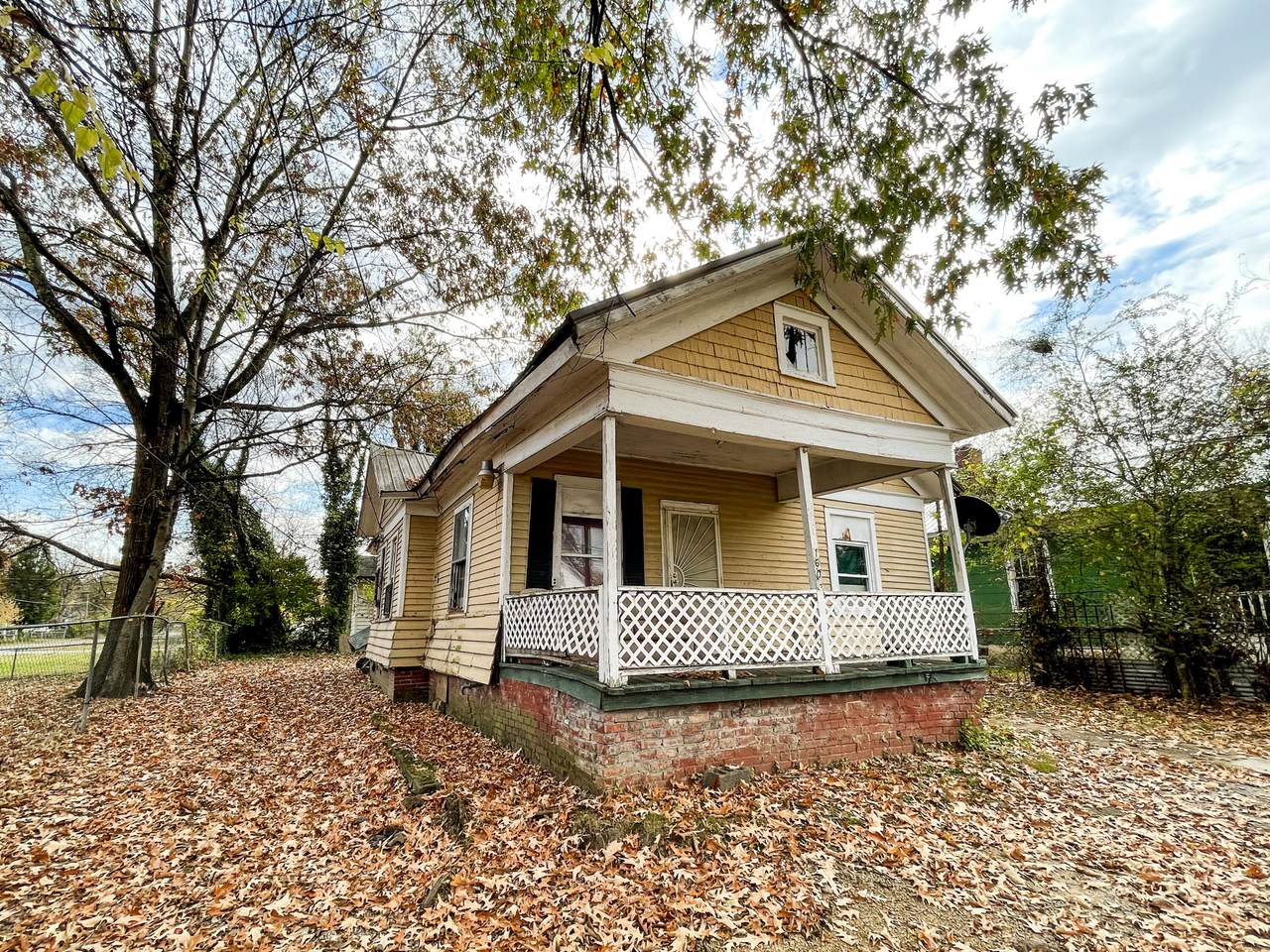 1606 Orchard Knob Ave - Photo 1