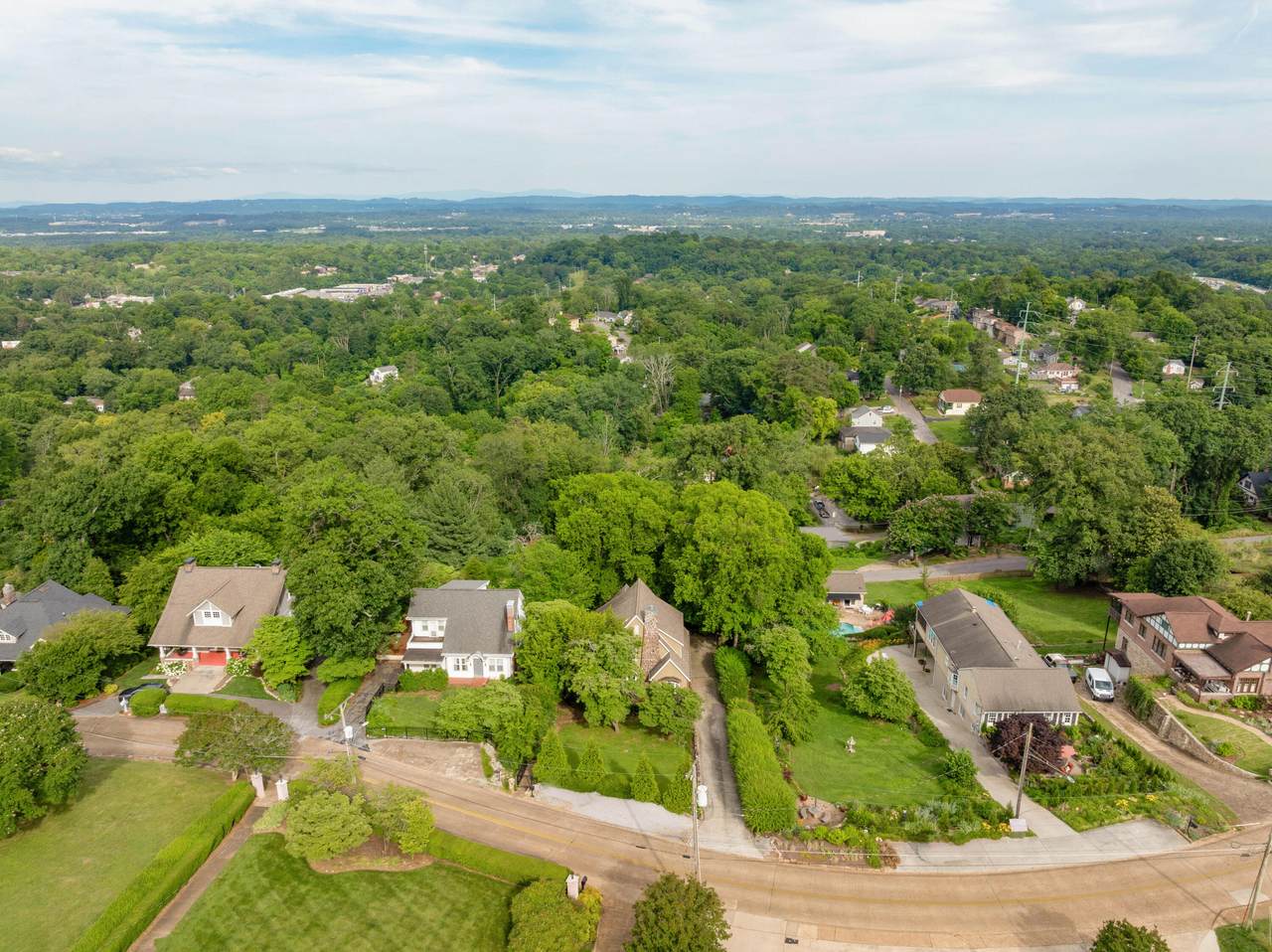 https://bt-photos.global.ssl.fastly.net/chattanooga/1280_boomver_1_1393210-2.jpg