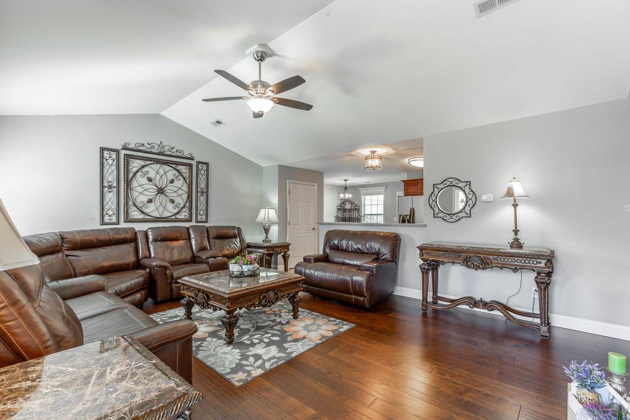 https://bt-photos.global.ssl.fastly.net/chattanooga/1280_boomver_1_1394256-2.jpg