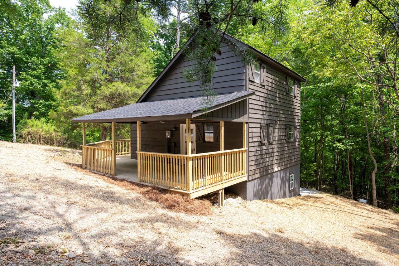184 Hickory Drive - Photo 1