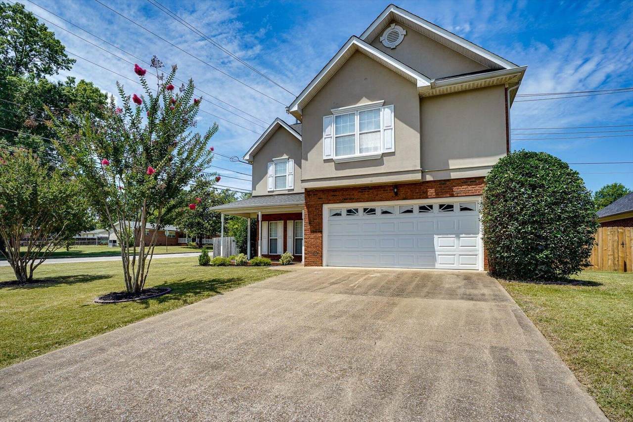 1901 Igou Place Drive - Photo 1