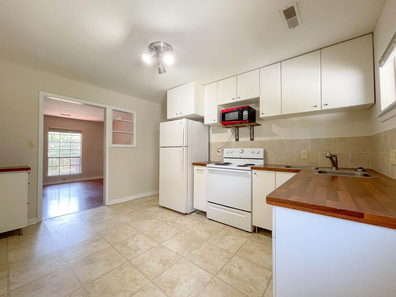 513-B Central Avenue - Photo 1