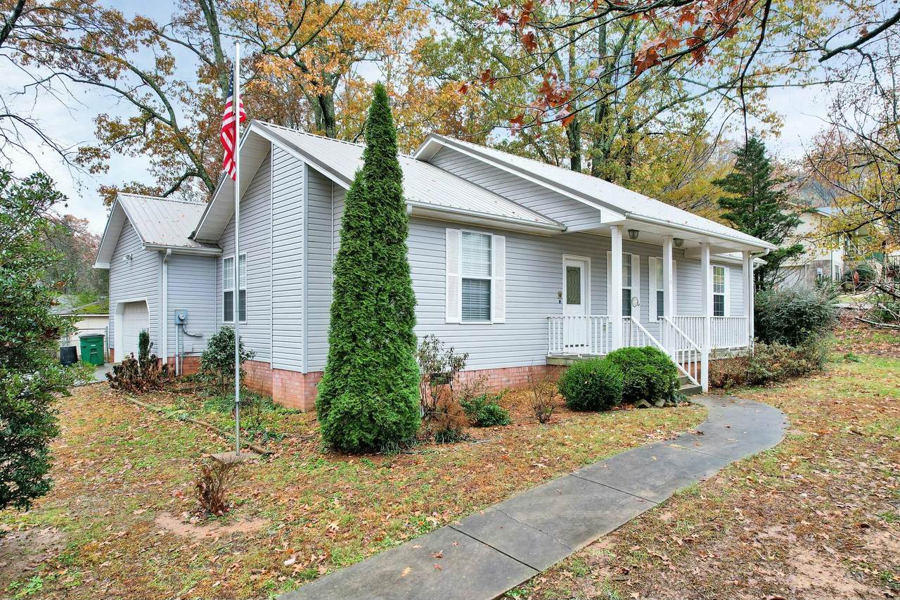 140 Glenda Drive - Photo 1