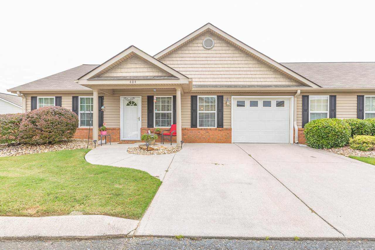 404 Cedar Creek Drive - Photo 1