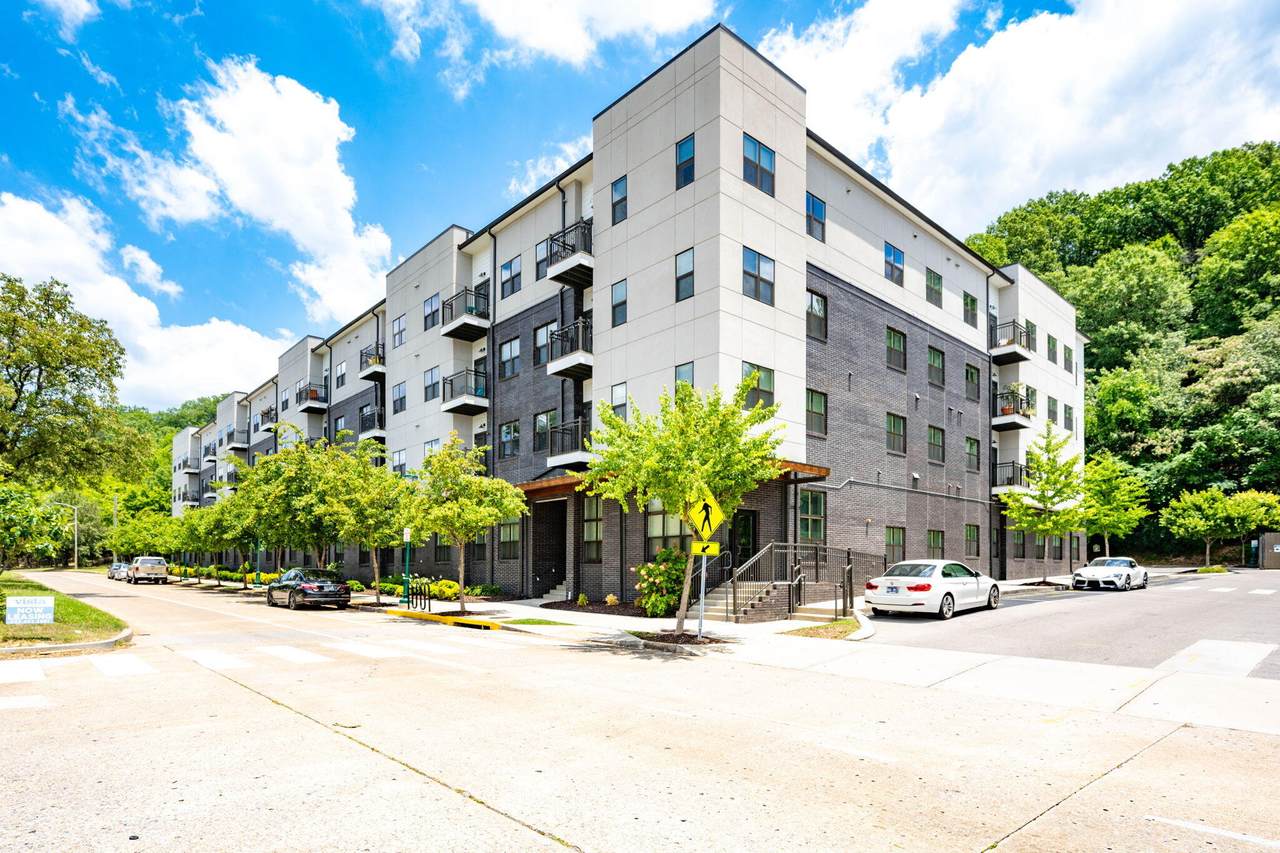 804-409 Riverfront Parkway - Photo 1