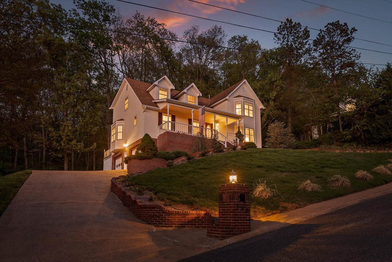 133 Southwood Circle - Photo 1