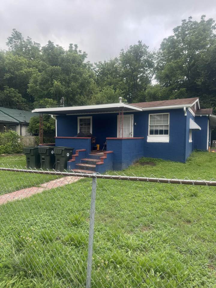 1900 Garfield Street - Photo 1