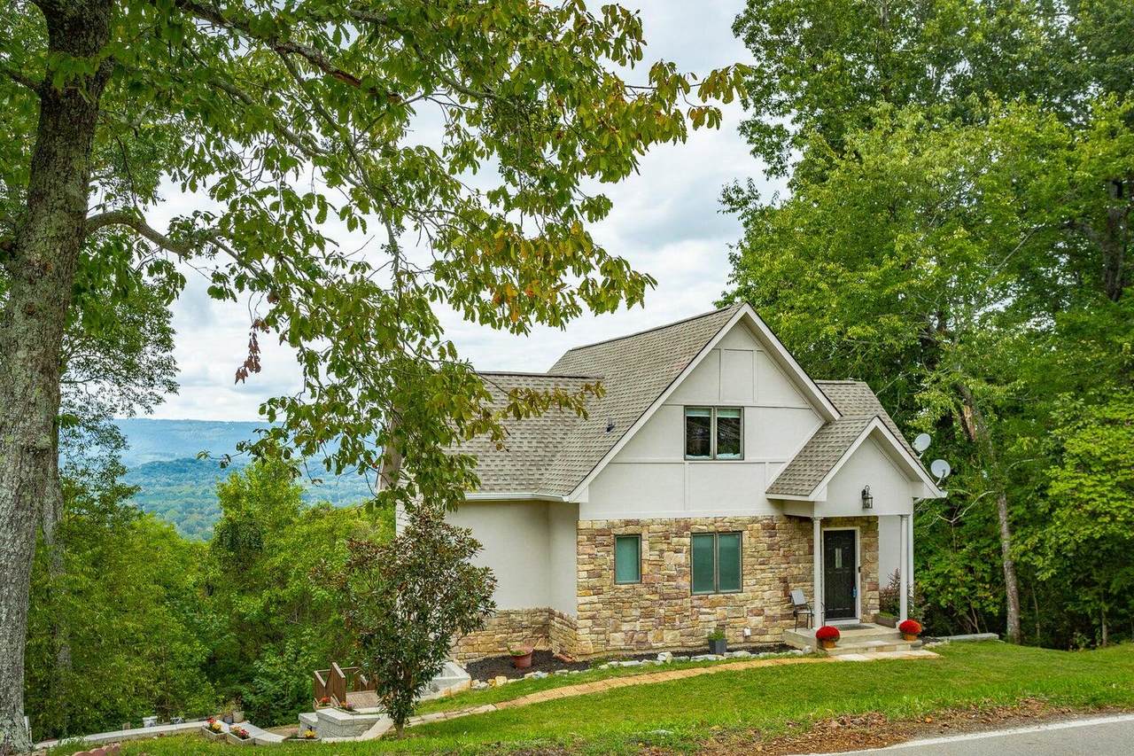 6497 Fairview Road - Photo 1