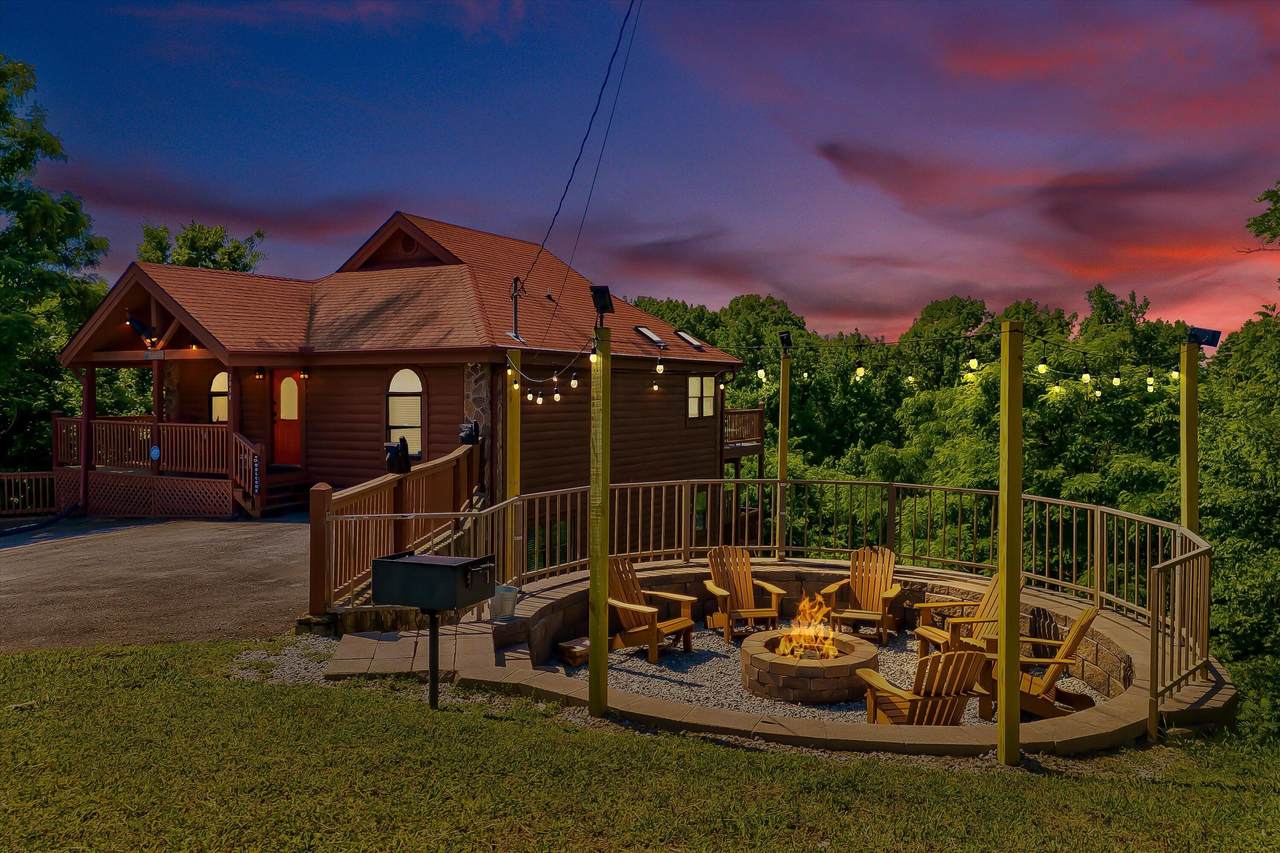 2054 Oakmont Drive - Photo 1