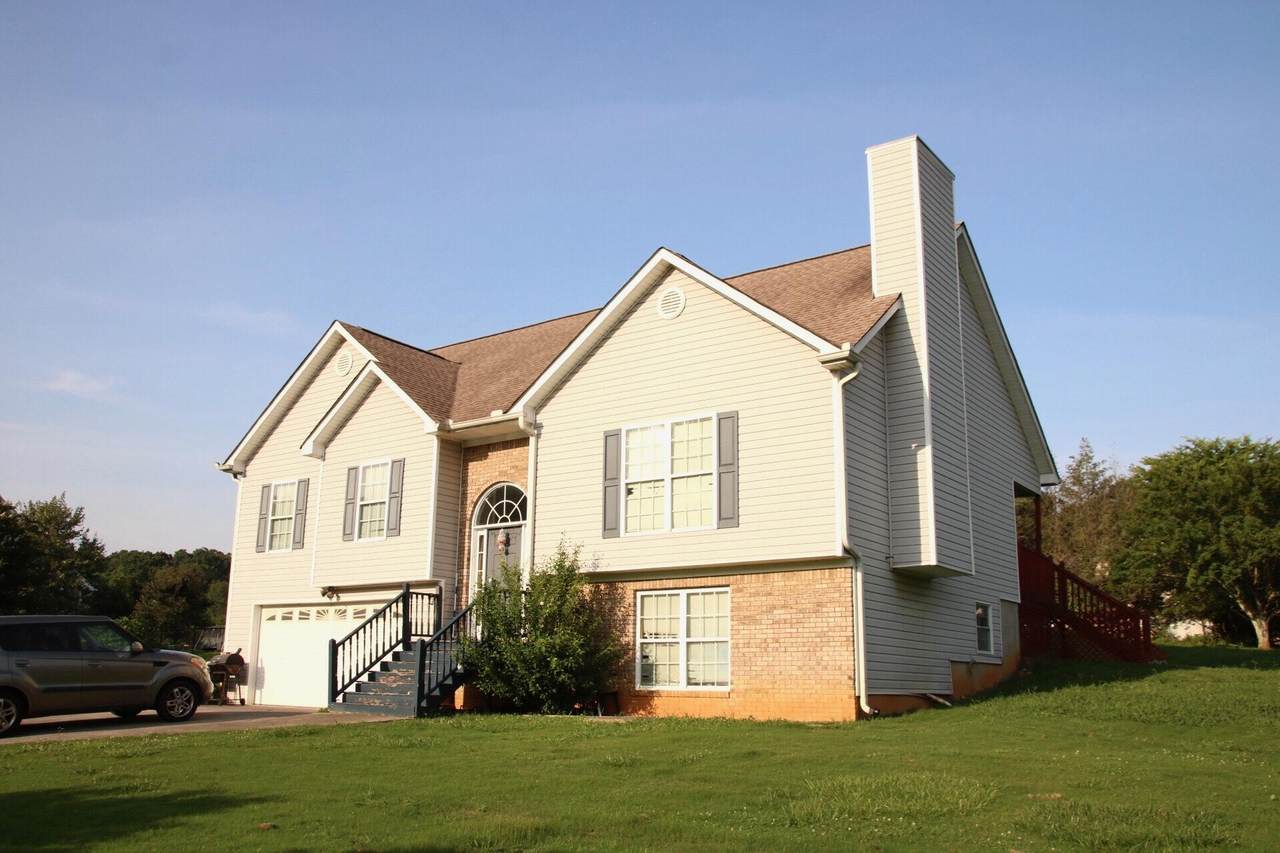 140 Chestnut Lane - Photo 1