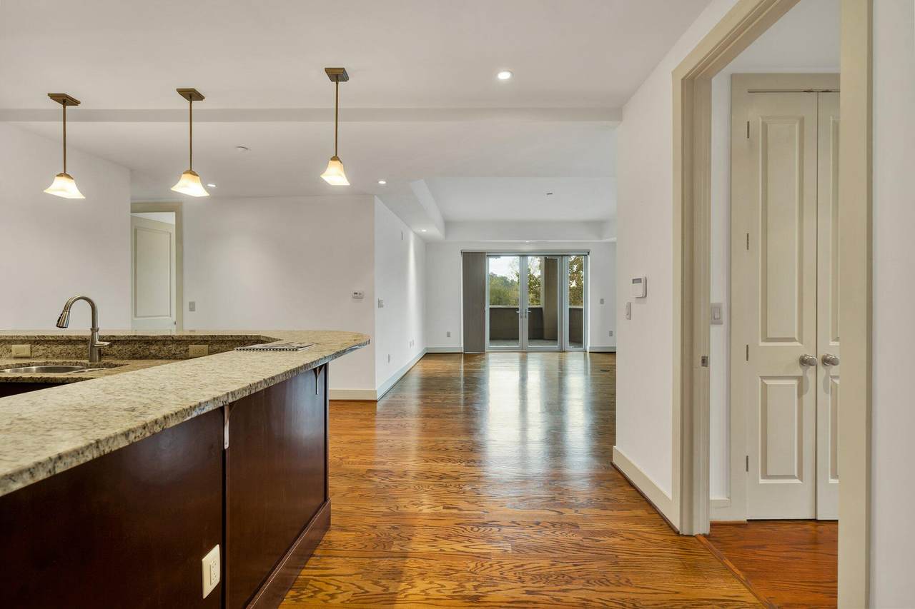 4 Cherokee Blvd Boulevard - Photo 1