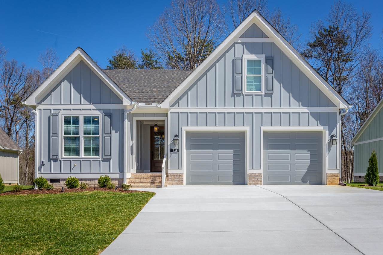 1235 Bentley Lane - Photo 1