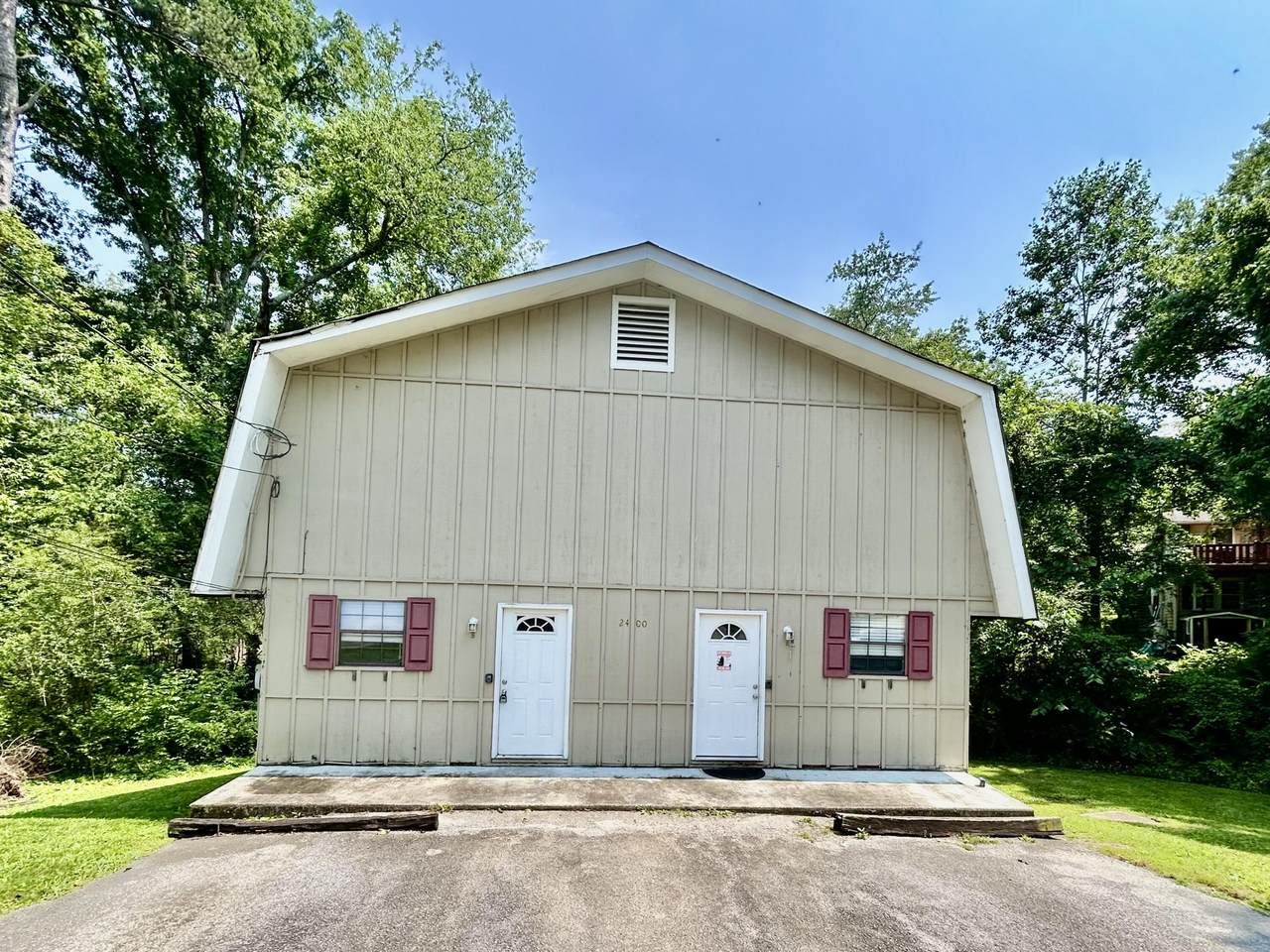 2400 Briggs Avenue - Photo 1