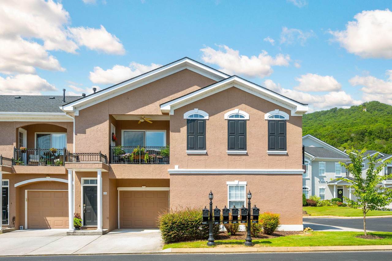 606 Renaissance Court - Photo 1