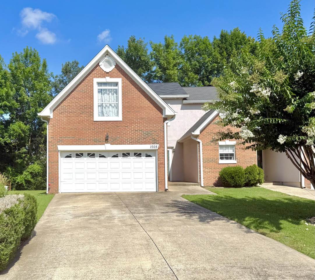 1925 Rosebrook Drive - Photo 1