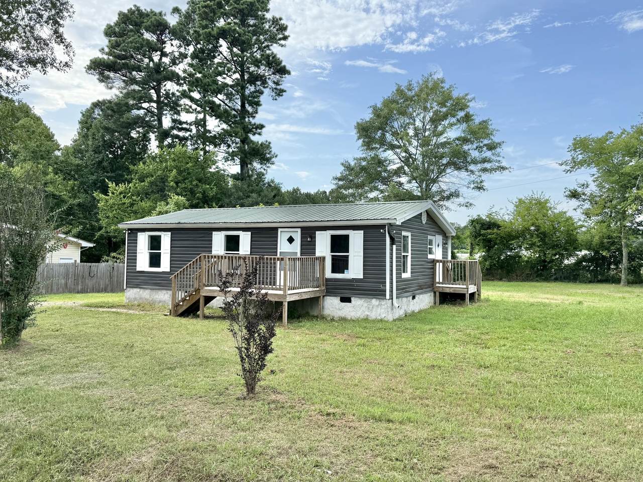 354 Karen Drive - Photo 1