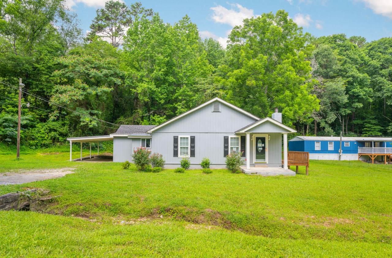 404 Schmitt Road - Photo 1