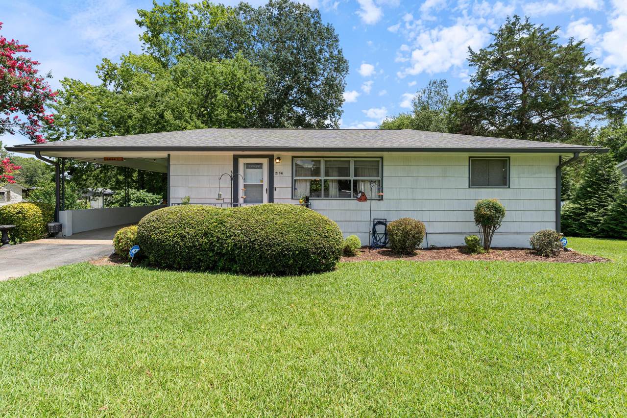 2134 Mae Dell Road - Photo 1