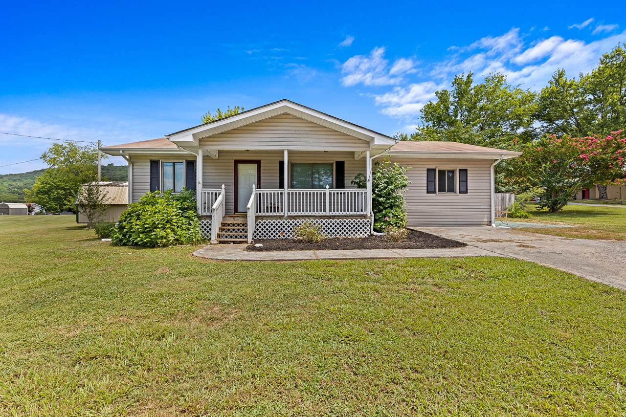 982 Main Street - Photo 1