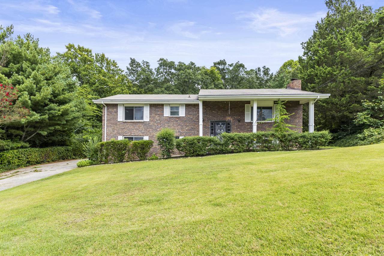 325 Cindy Circle - Photo 1