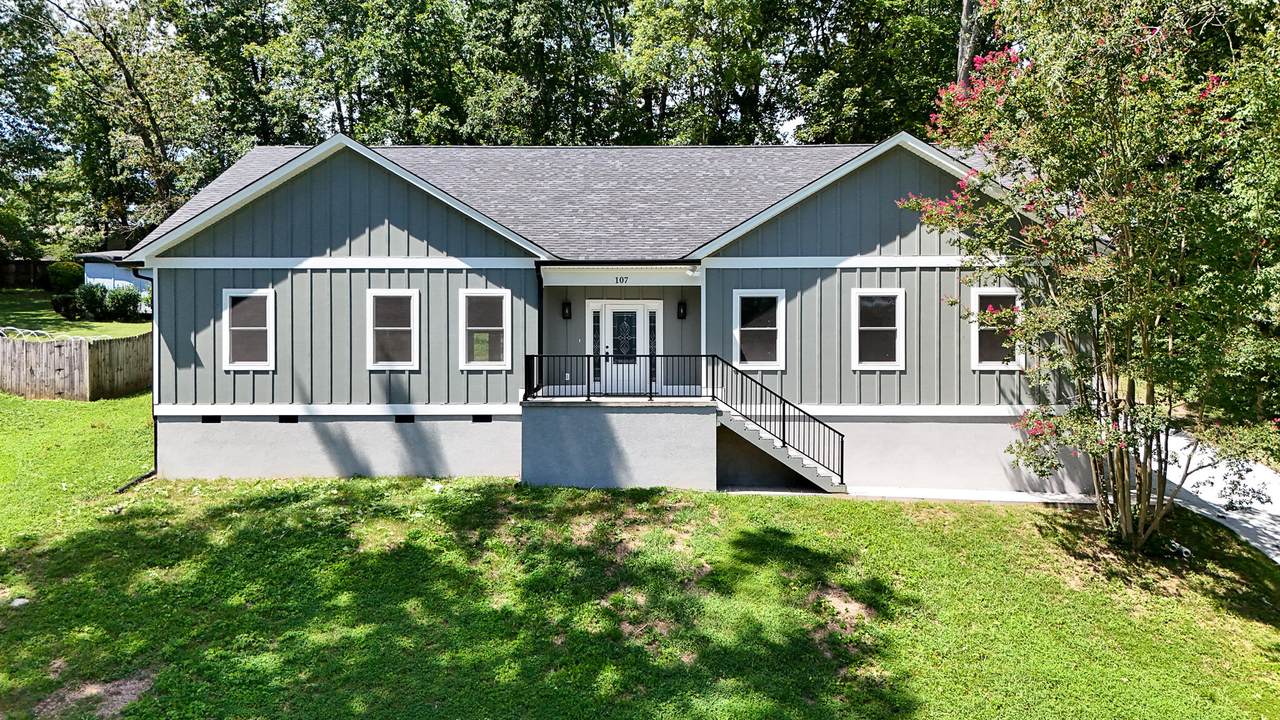 107 Douglas Drive - Photo 1