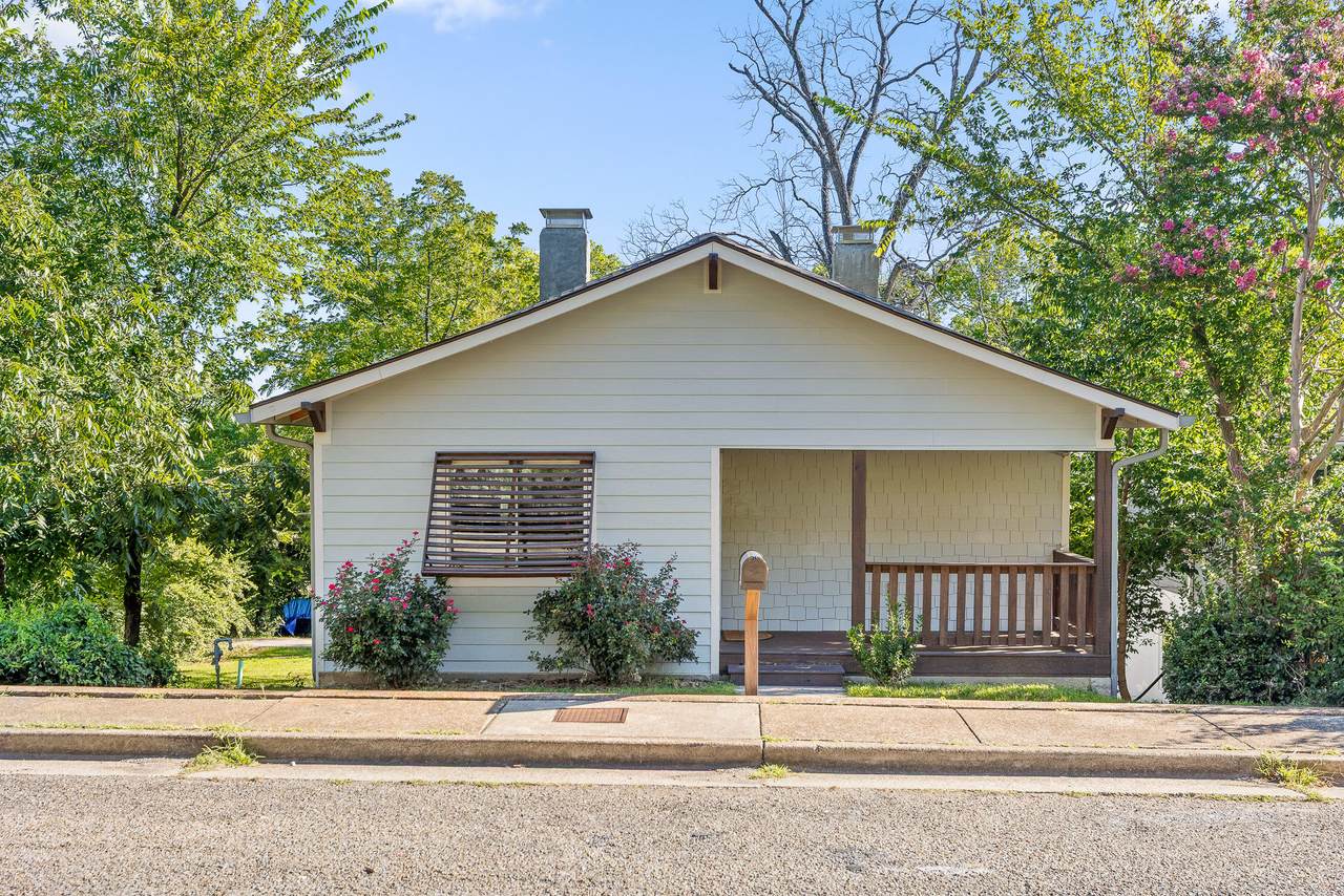 1811 4th Street - Photo 1