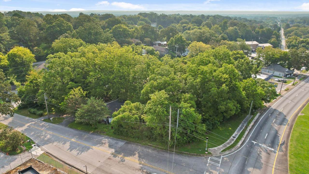 107 Lakeview Drive - Photo 1