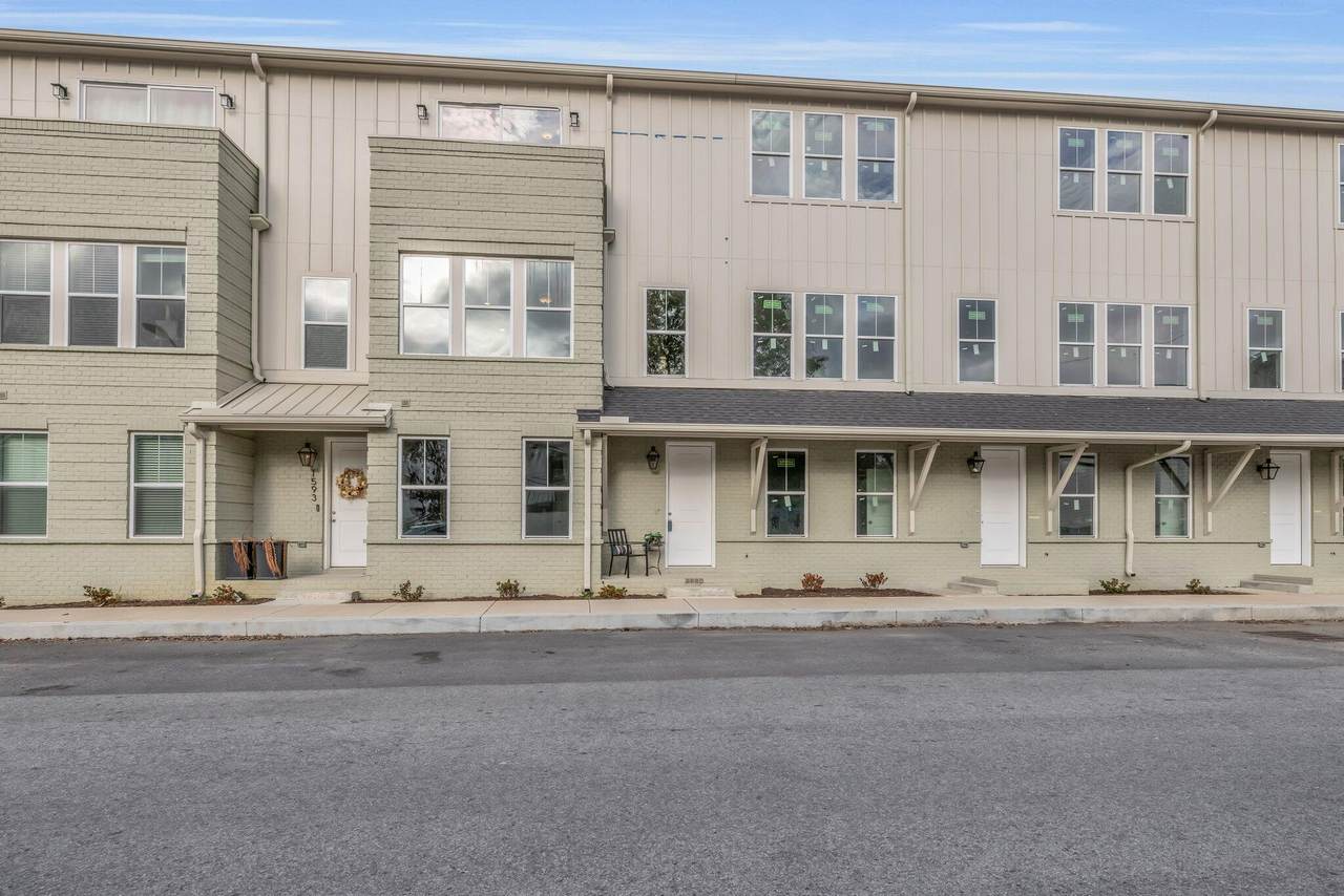 1623 Adams Street - Photo 1