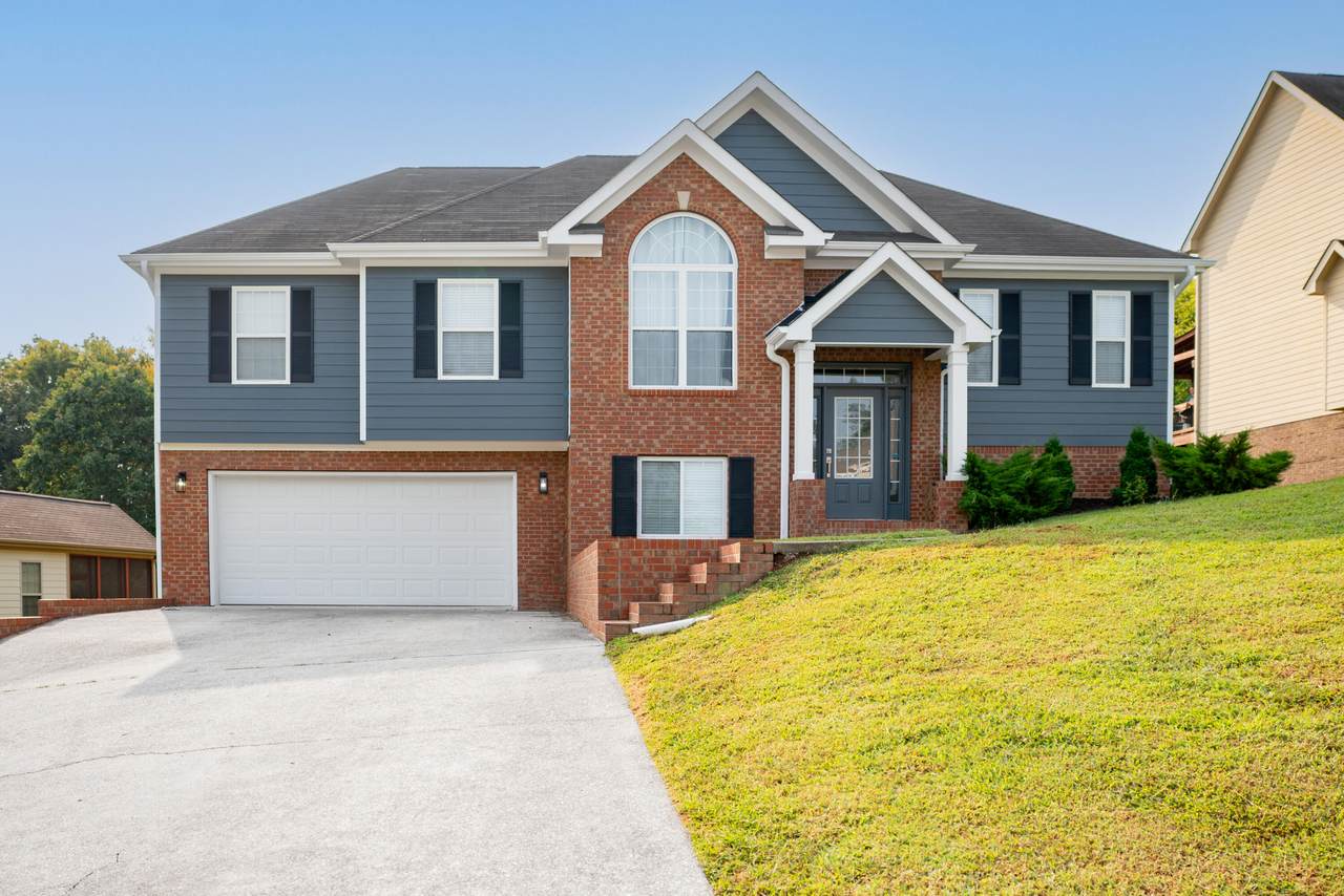 5653 Caney Ridge Circle - Photo 1