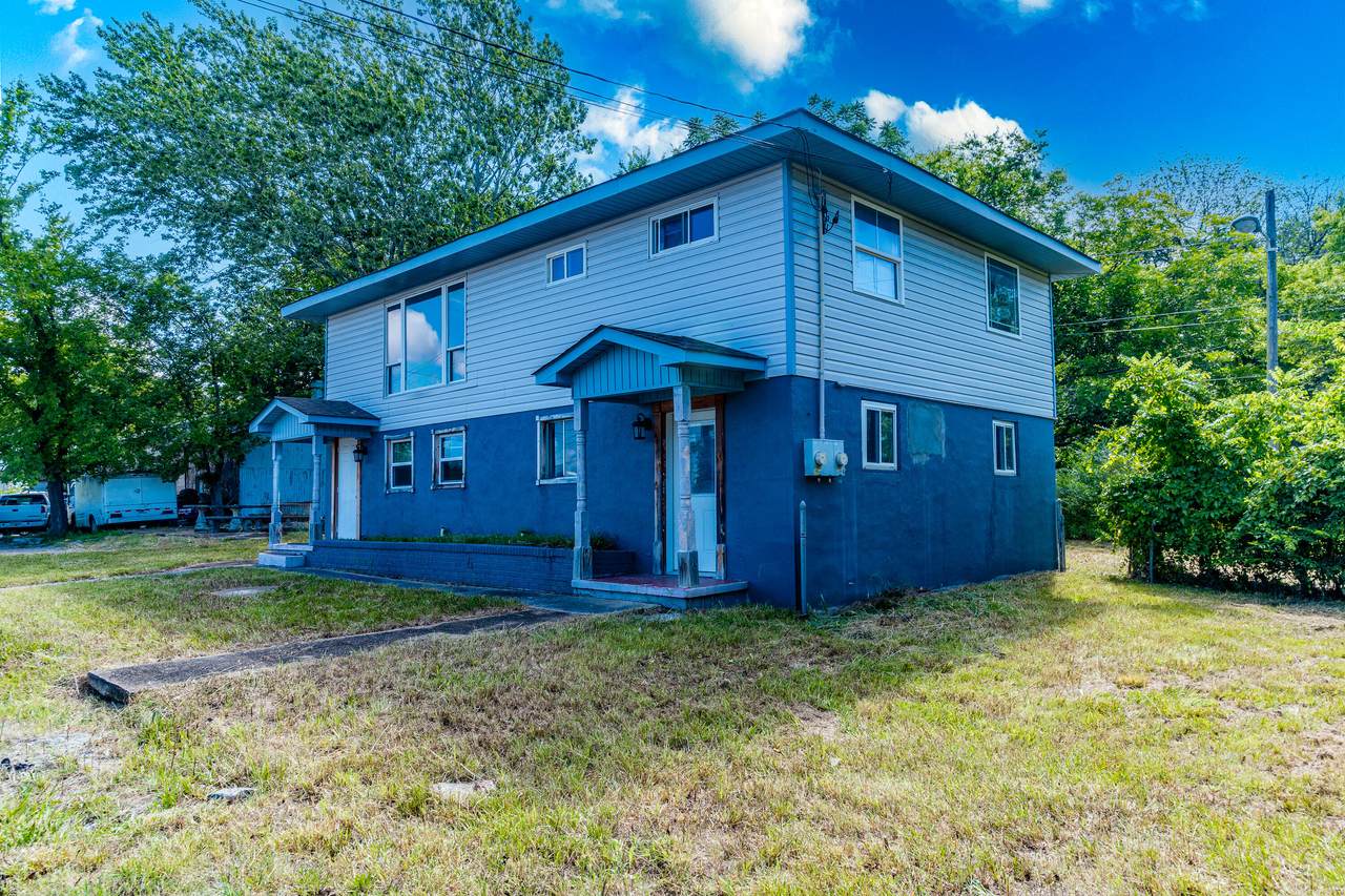 806 Mcfarland Avenue - Photo 1