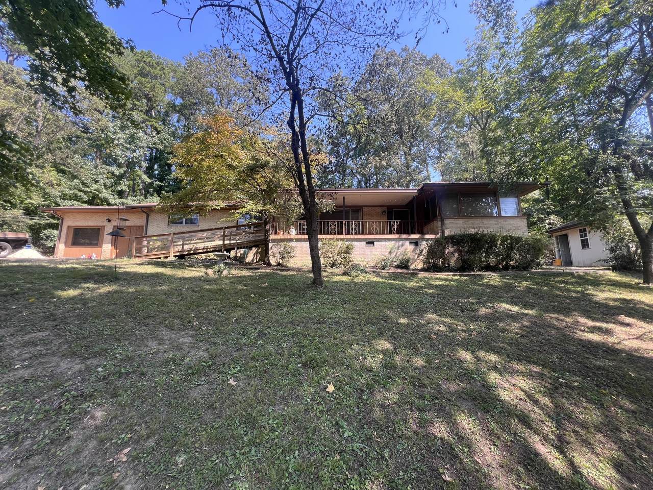 3621 Glendon Dr - Photo 1