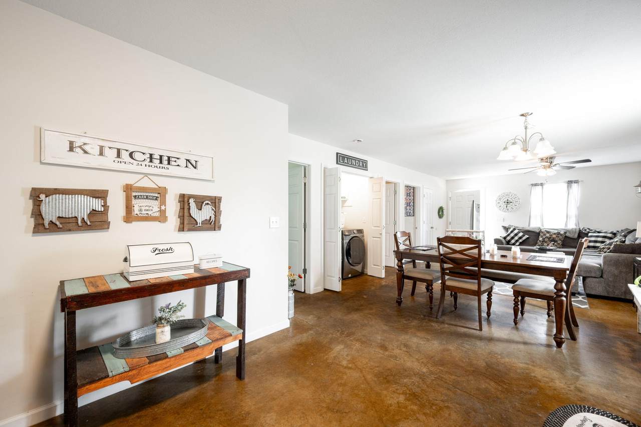 331 Glenview Drive - Photo 1