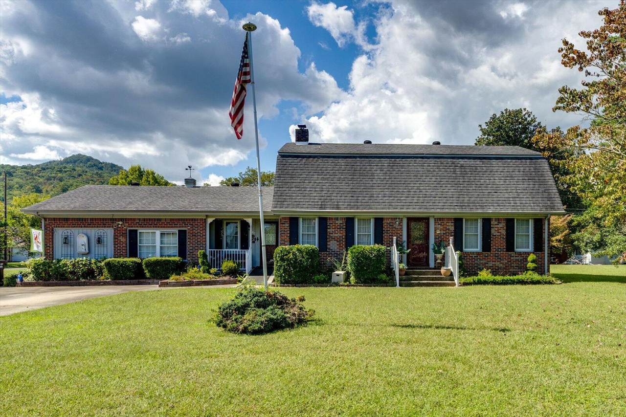 1103 Hudson Avenue - Photo 1