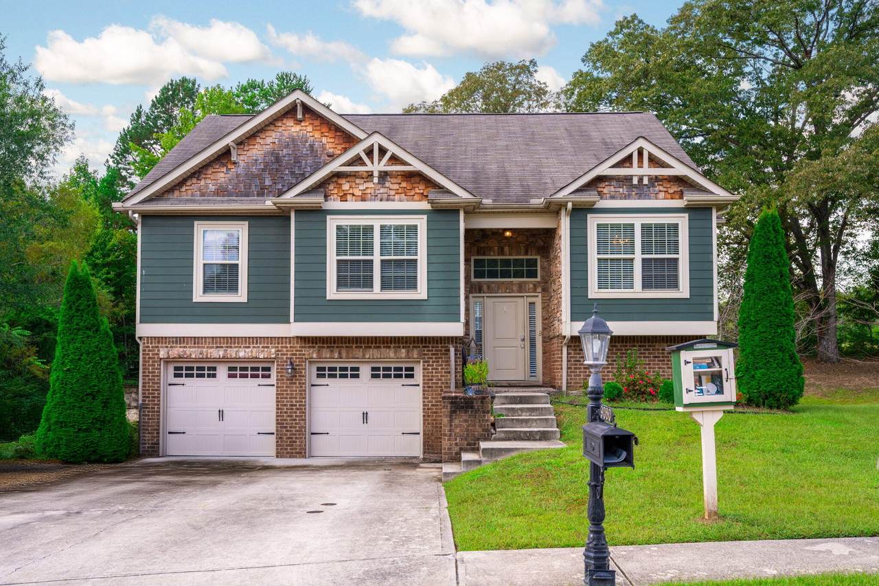 9080 Wood Dale Lane - Photo 1