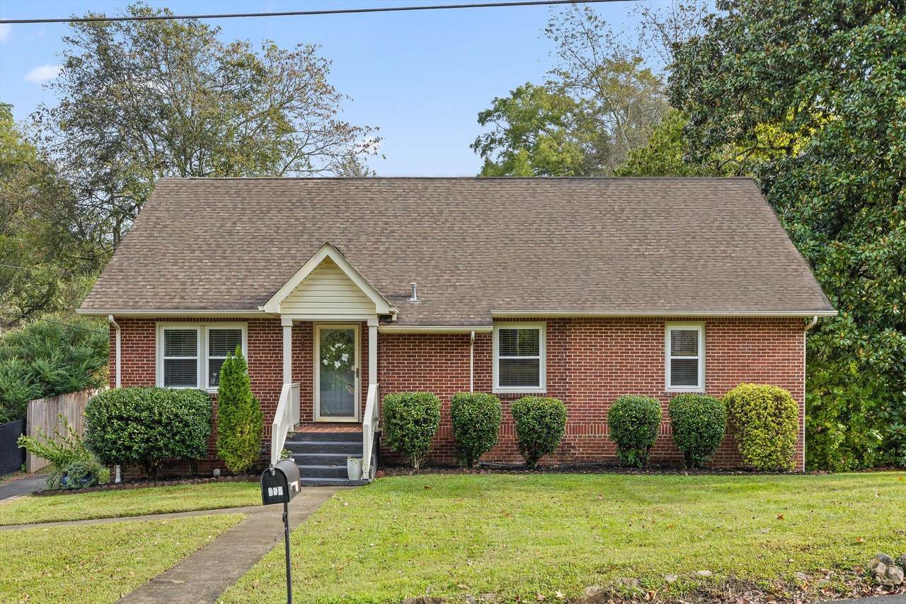 109 Meadowbrook Drive - Photo 1