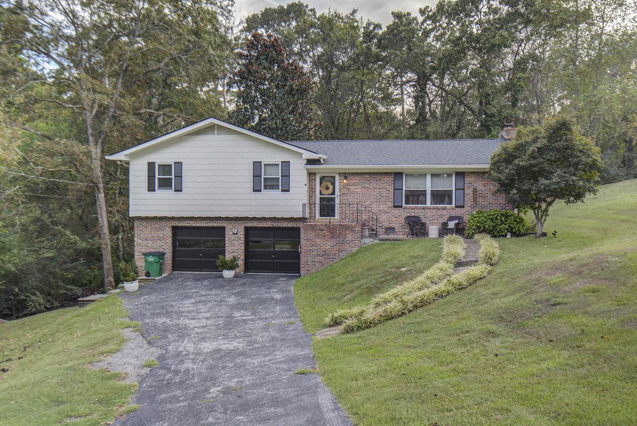 172 Hickory Circle - Photo 1