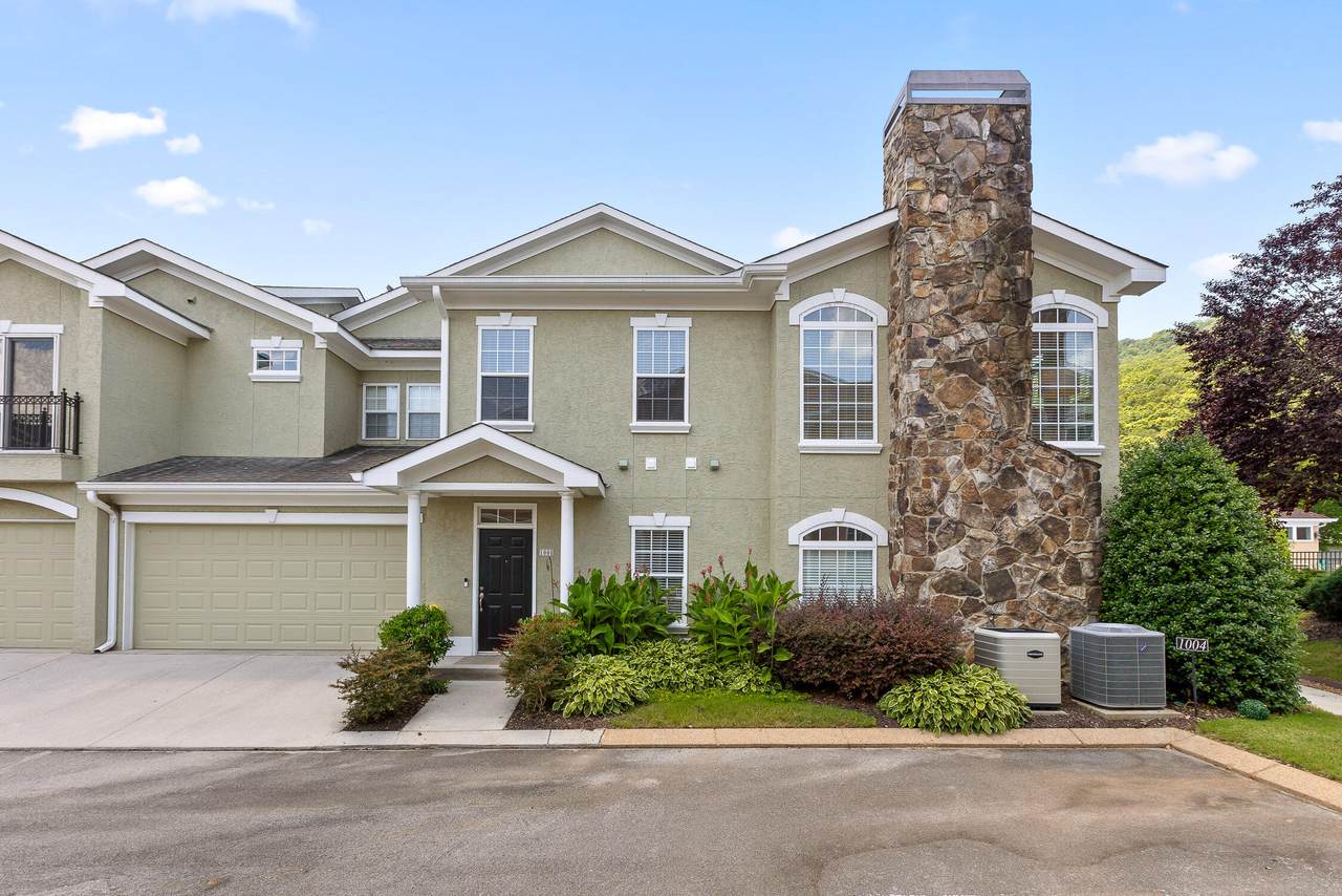 1008 Renaissance Court - Photo 1