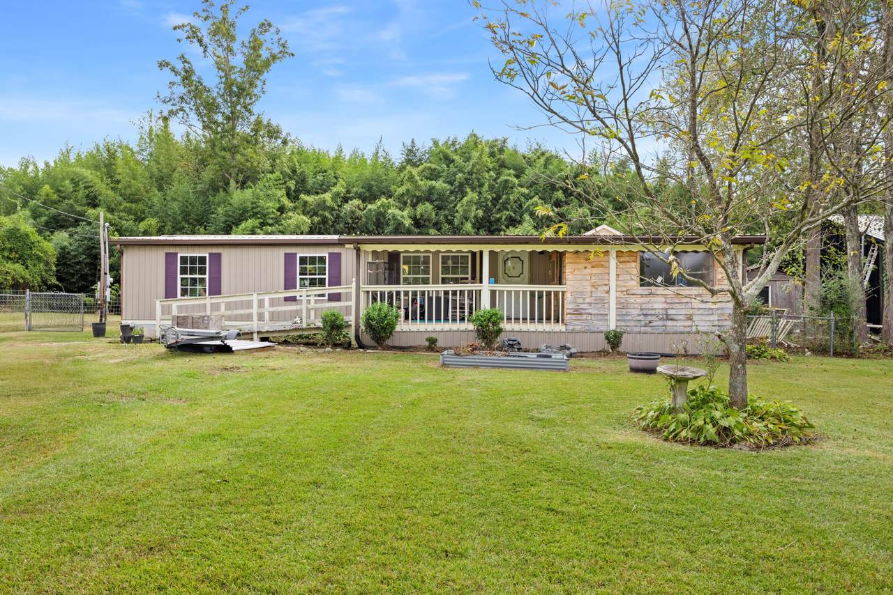 2700 Lynn Drive - Photo 1