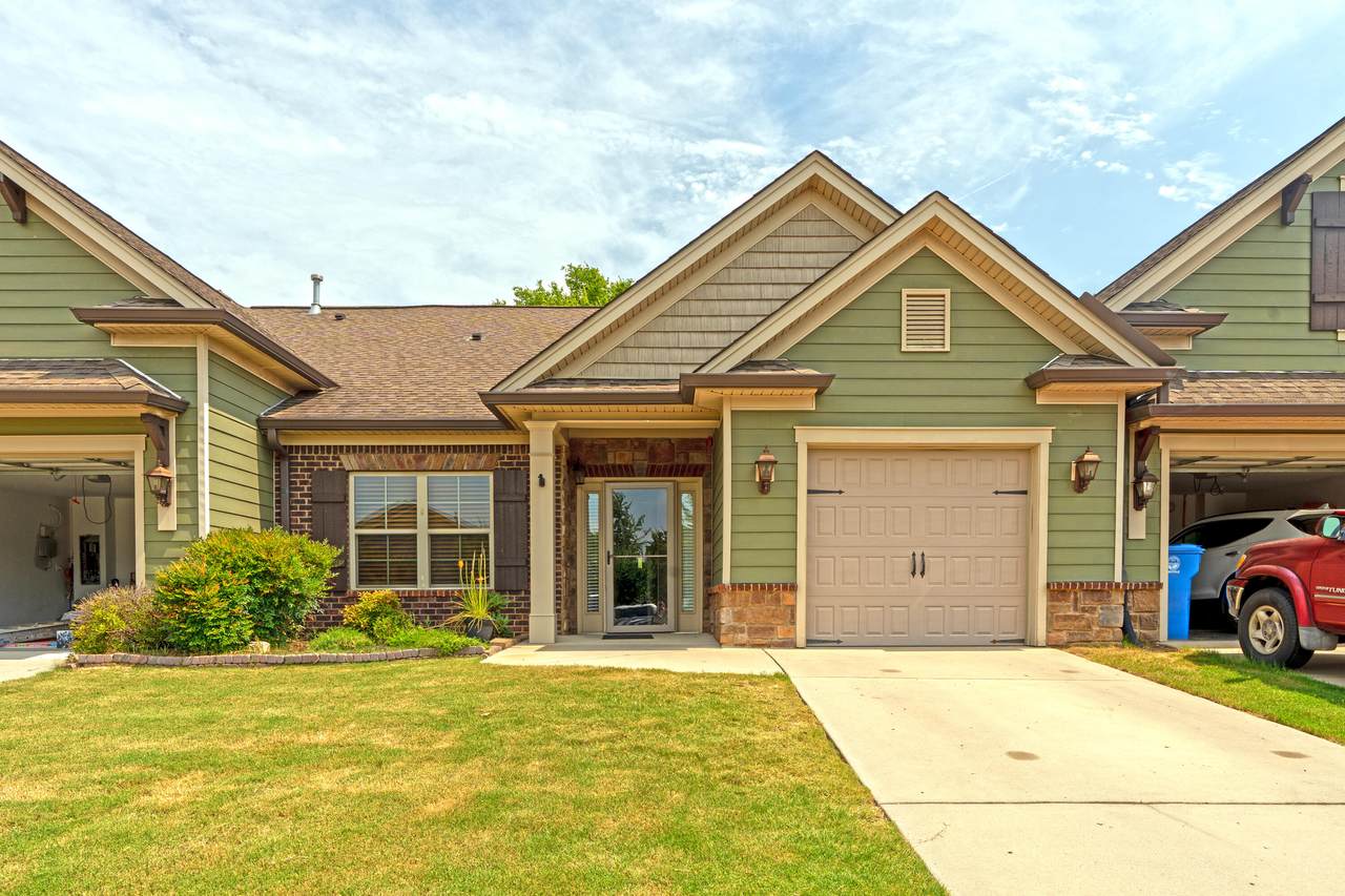 5478 Mandarin Circle - Photo 1