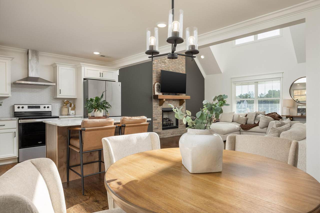 3148 Kinders Way - Photo 1